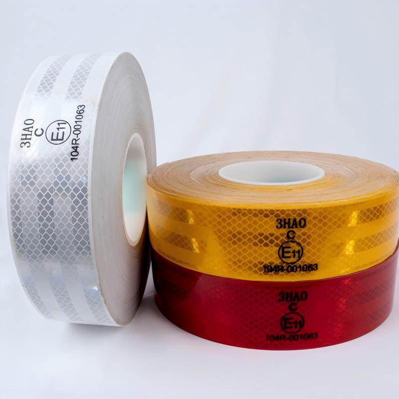 High Quality Self Adhesive Retro Reflective Tape Waterproof ECE 104R Reflective Film Roll for Truck Trailers